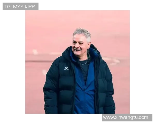 带通的足球明星如何在绿茵场上展现个人魅力与团队精神